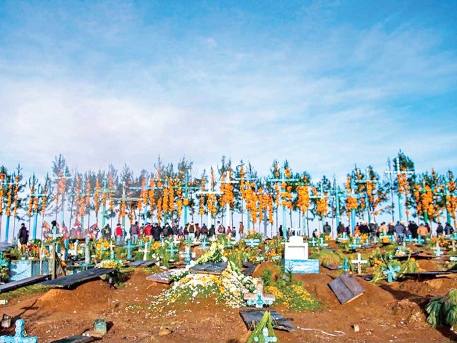 Ofrenda para niños víctimas de violencia en Chiapas.