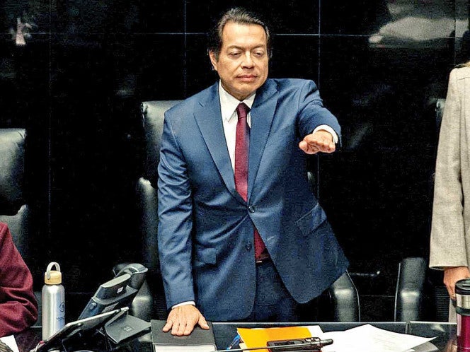 Mario Delgado, titular de la SEP, durante su comparecencia en el Senado.