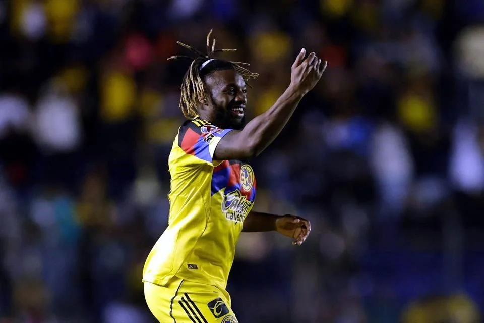 Allan Saint-Maximin se reencontró con el gol.