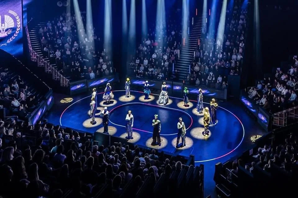 Matthew Dunster, el director, sabía que tenía que hacer que el espectáculo fuera lo más teatral posible.