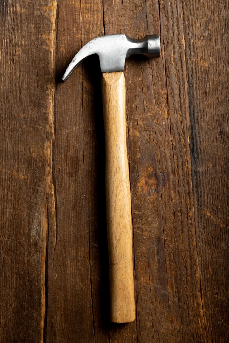 Arrestado en Iztapalapa por golpear a su madre con un martillo tras un altercado. Arrestado en Iztapalapa por golpear a su madre con un martillo tras un altercado.