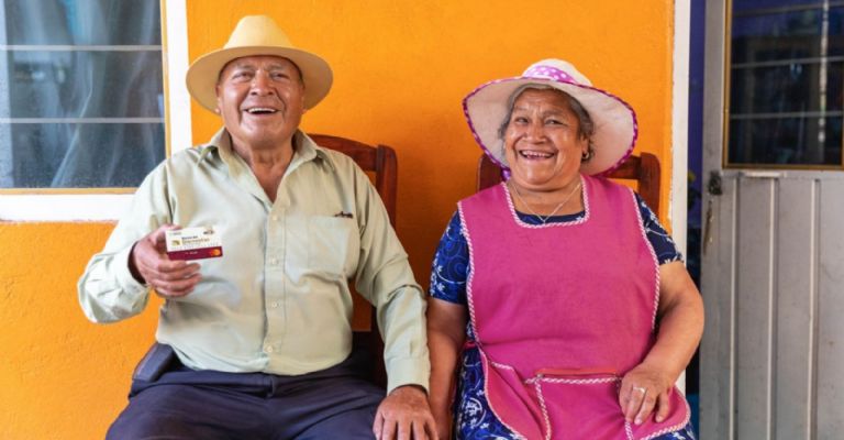 Aumento de la Pensión Bienestar para personas de la tercera edad ratificado por Claudia Sheinbaum. Aumento de la Pensión Bienestar para personas de la tercera edad ratificado por Claudia Sheinbaum.