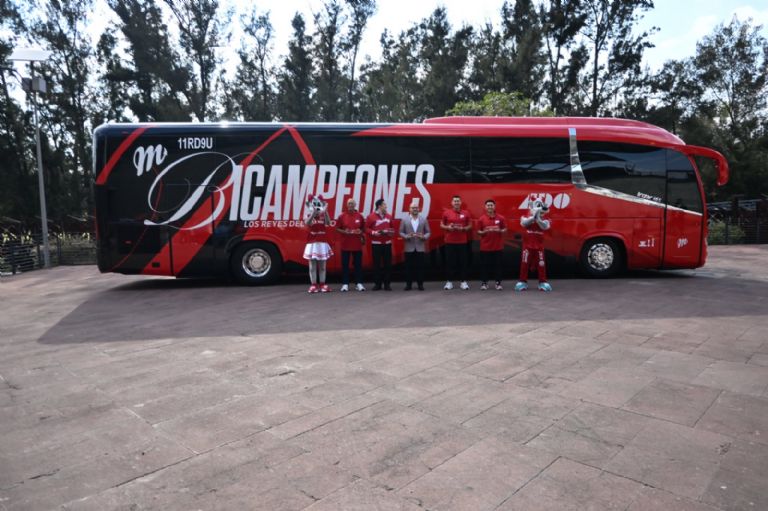 Autobús oficial de los Diablos Rojos del México para la temporada 2026