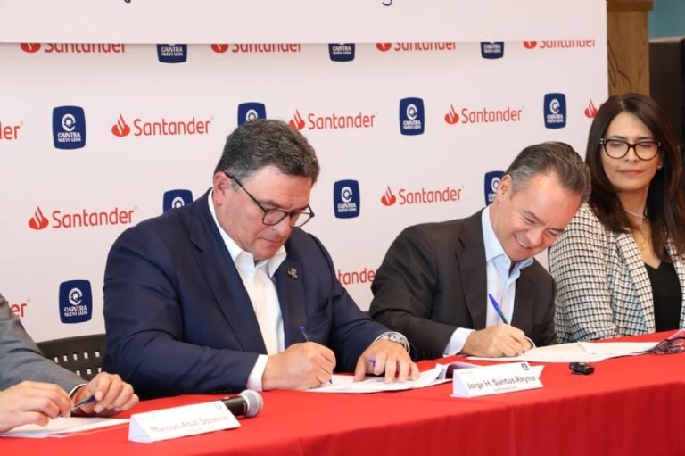 Santander y CAINTRA impulsan PyMEs industriales.