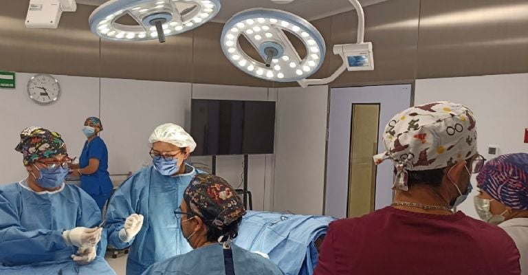 Fístulas renales: 13 pacientes de Jalisco/Aguascalientes atendidos.
