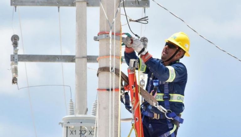 Mantenimiento red eléctrica CFE