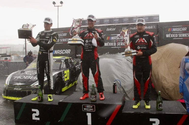 Podio de Alessandro Racing en Querétaro