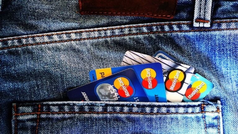 Promoción de artículo gratuito con cargos ocultos
