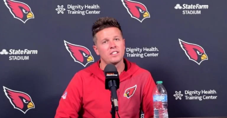 Mike LaFleur, nuevo entrenador de los Cardinals